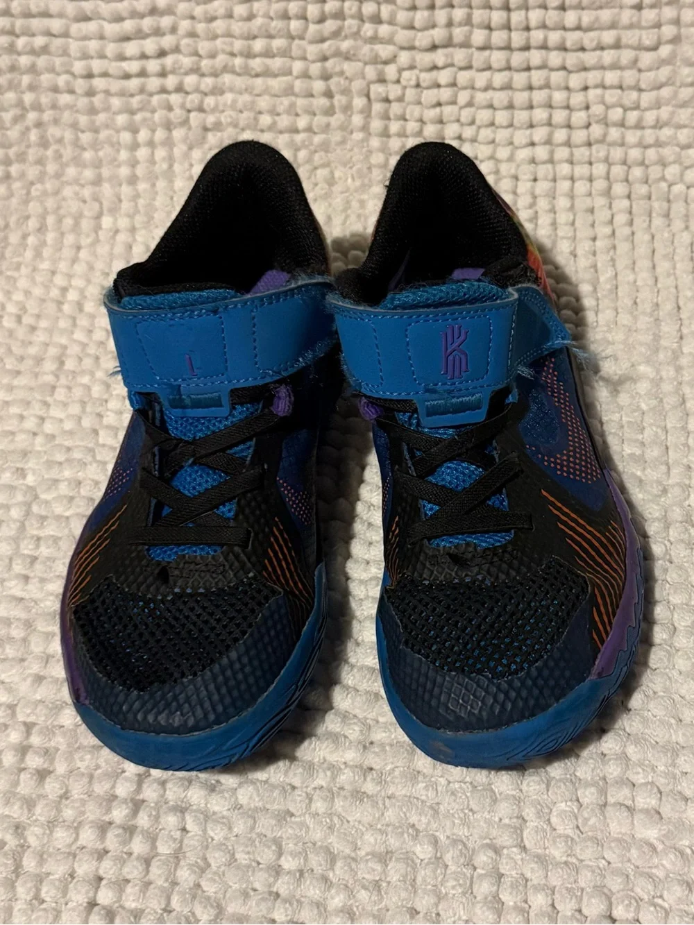 Nike Kids Black and Blue Sneakers with Multicolor Tie-Dye Heel